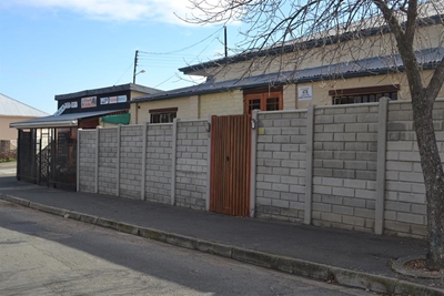 Opvolg: Man koop glo kinders vir seksdade